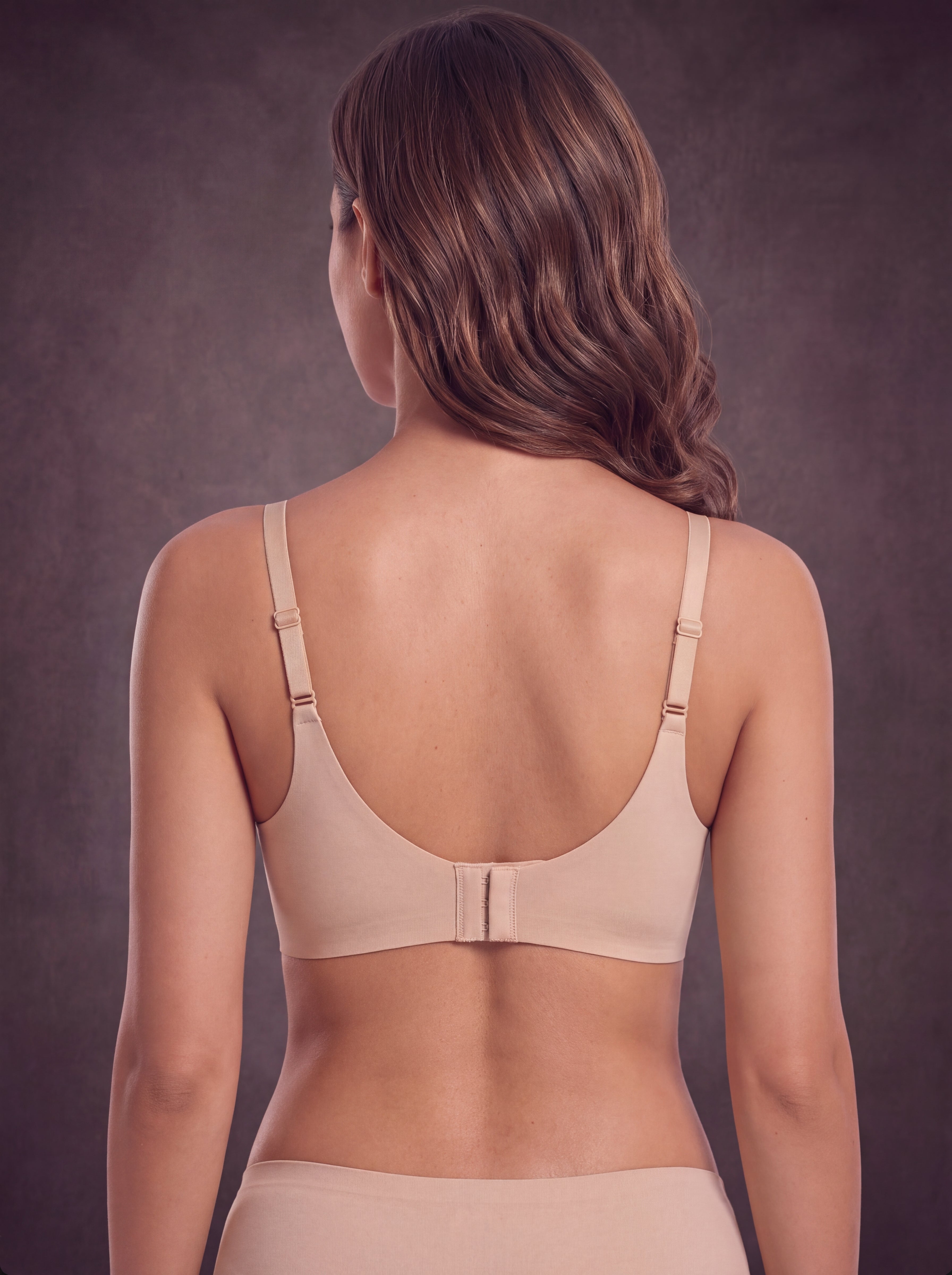 Waluoo Scalloped V-Neck Wireless Bra with Removable Pads