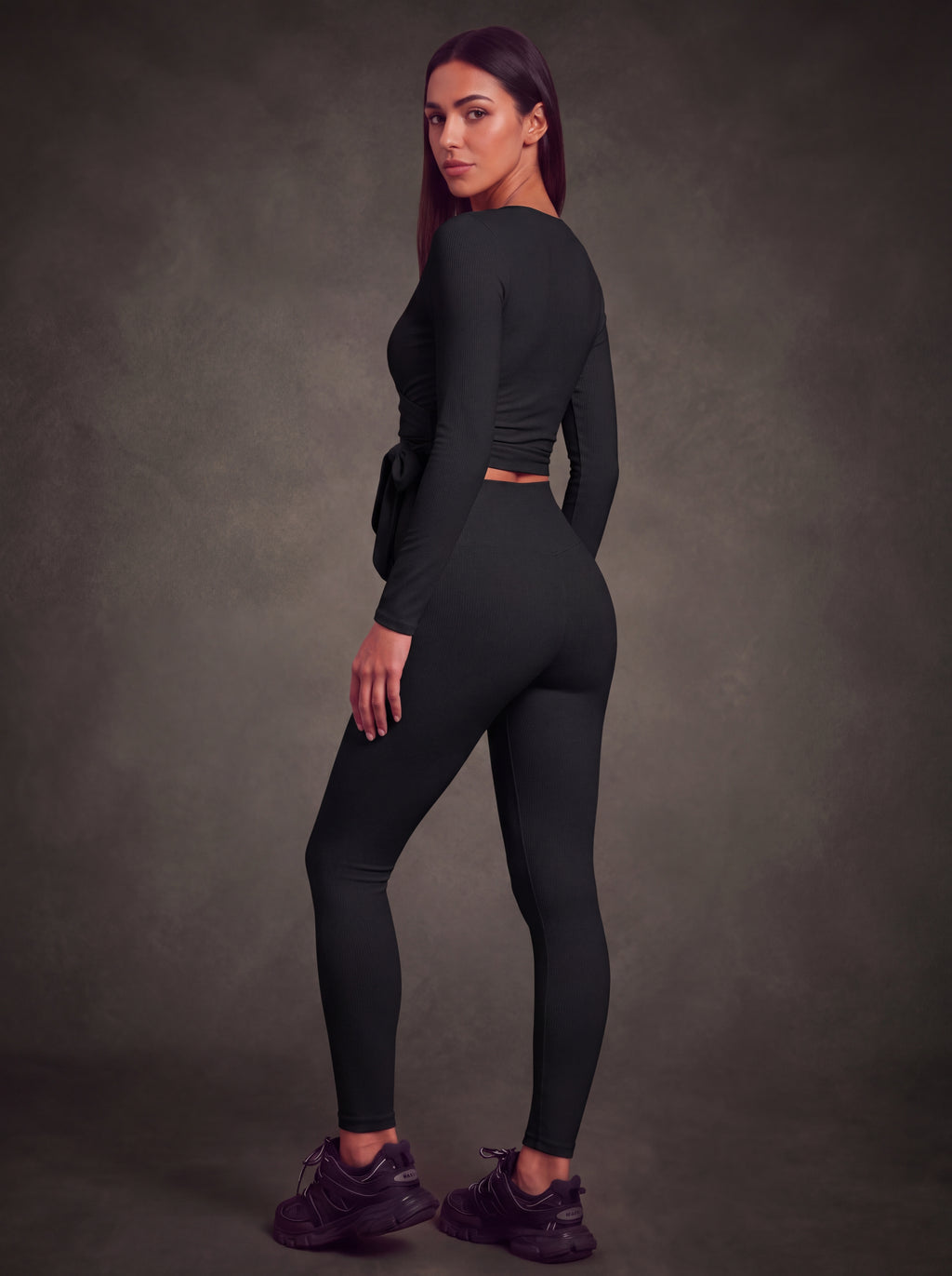 CROSS FRONT TIE BALLET WRAP LONG SLEEVE TOP | Waluoo