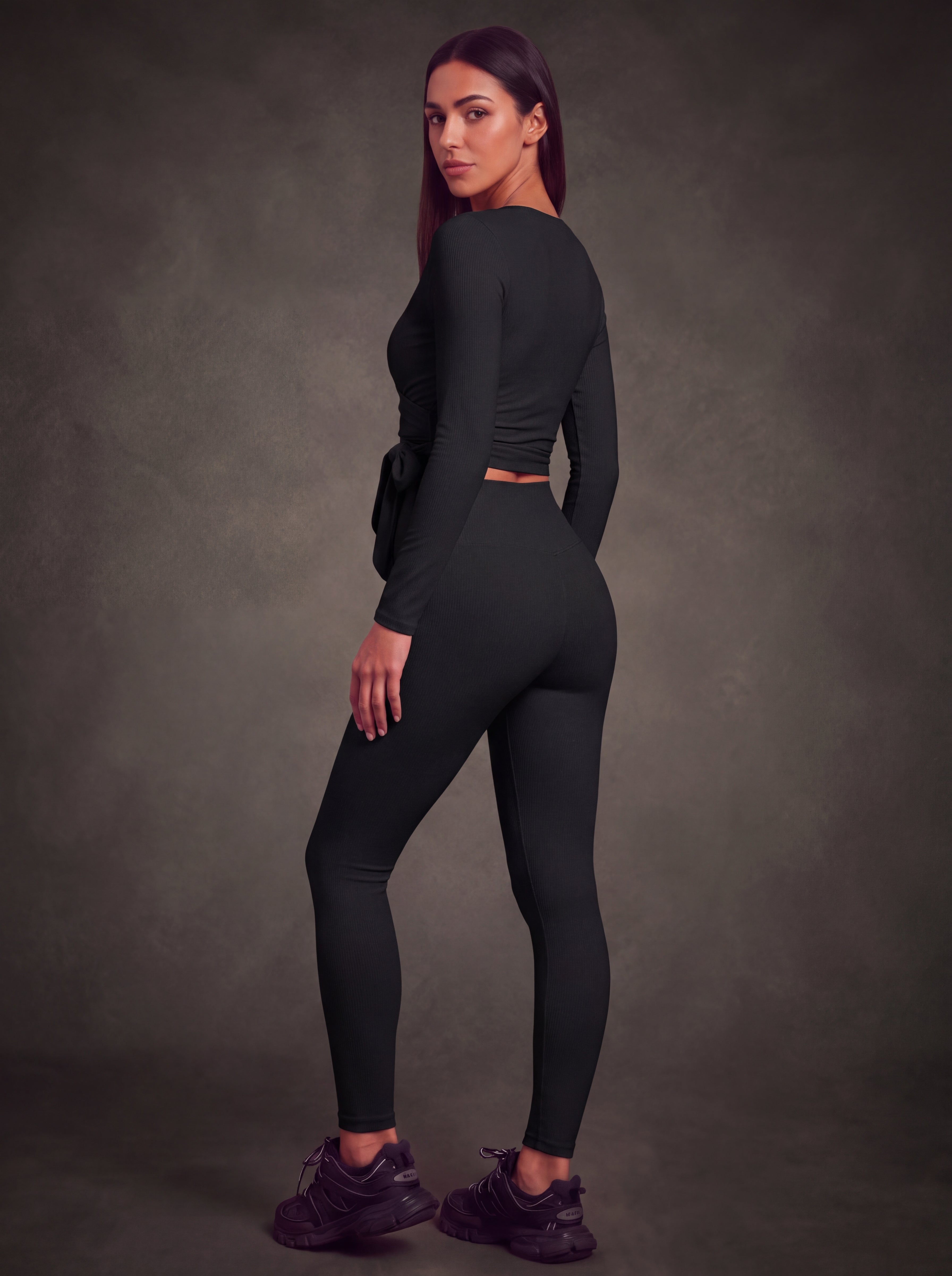 CROSS FRONT TIE BALLET WRAP LONG SLEEVE TOP | Waluoo