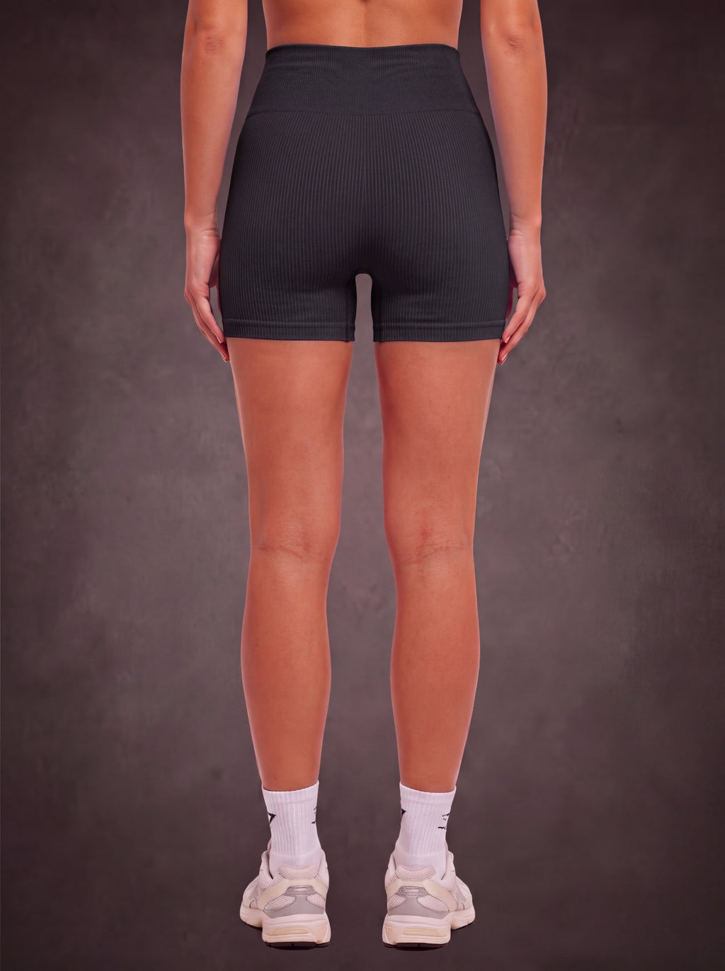 SEAMLESS RIBBED TUMMY CONTROL YOGA WORKOUT SHORTS | Waluoo