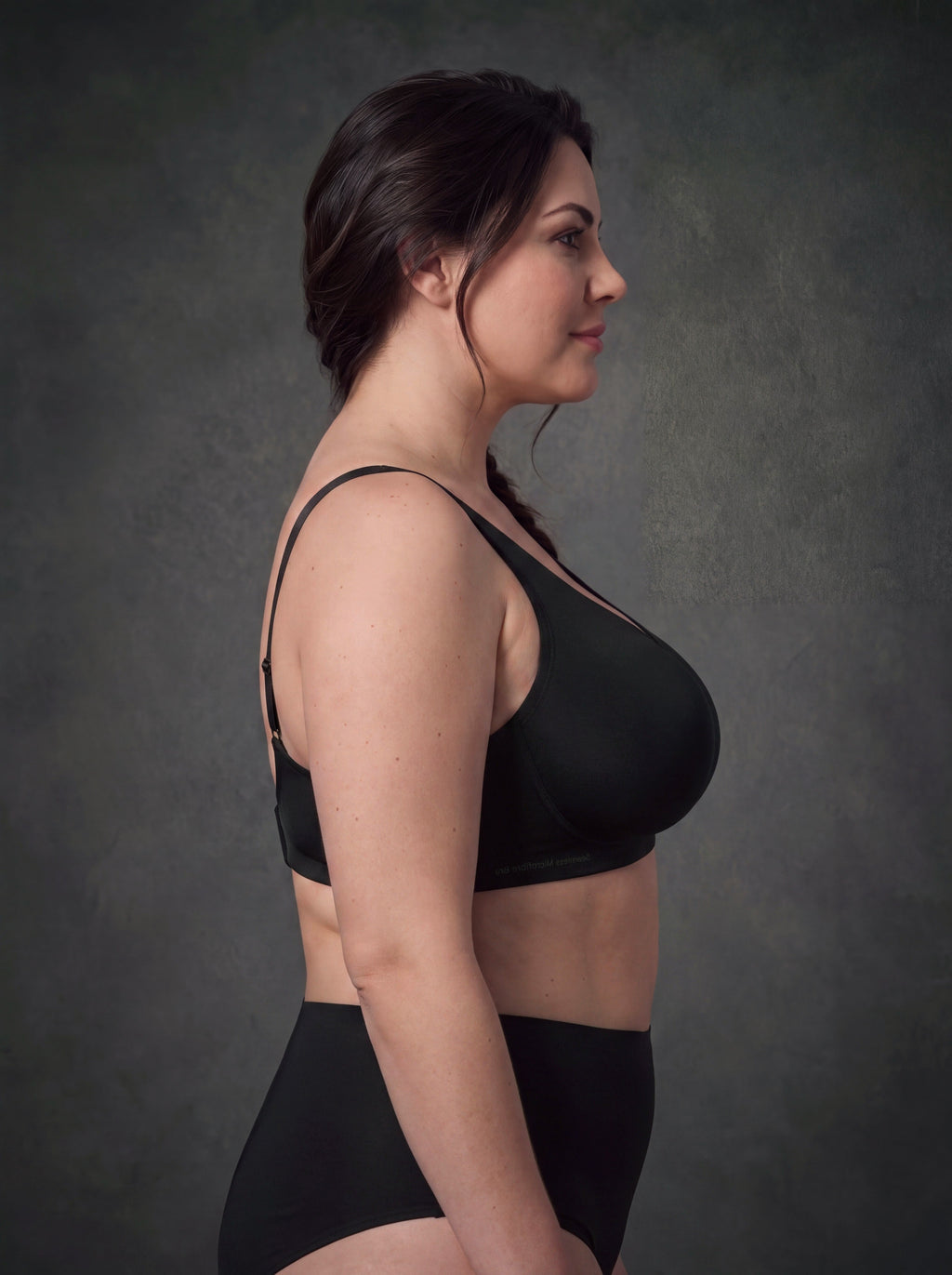 Waluoo Seamless Deep V Wireless Bra with Adjustable Back Closure