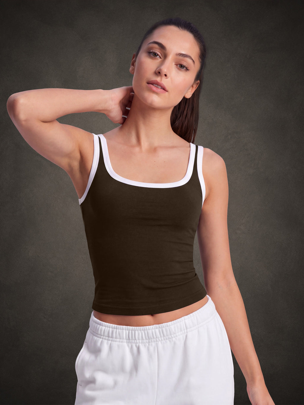 CONTRAST WORKOUT CROP TANK TOP | Waluoo