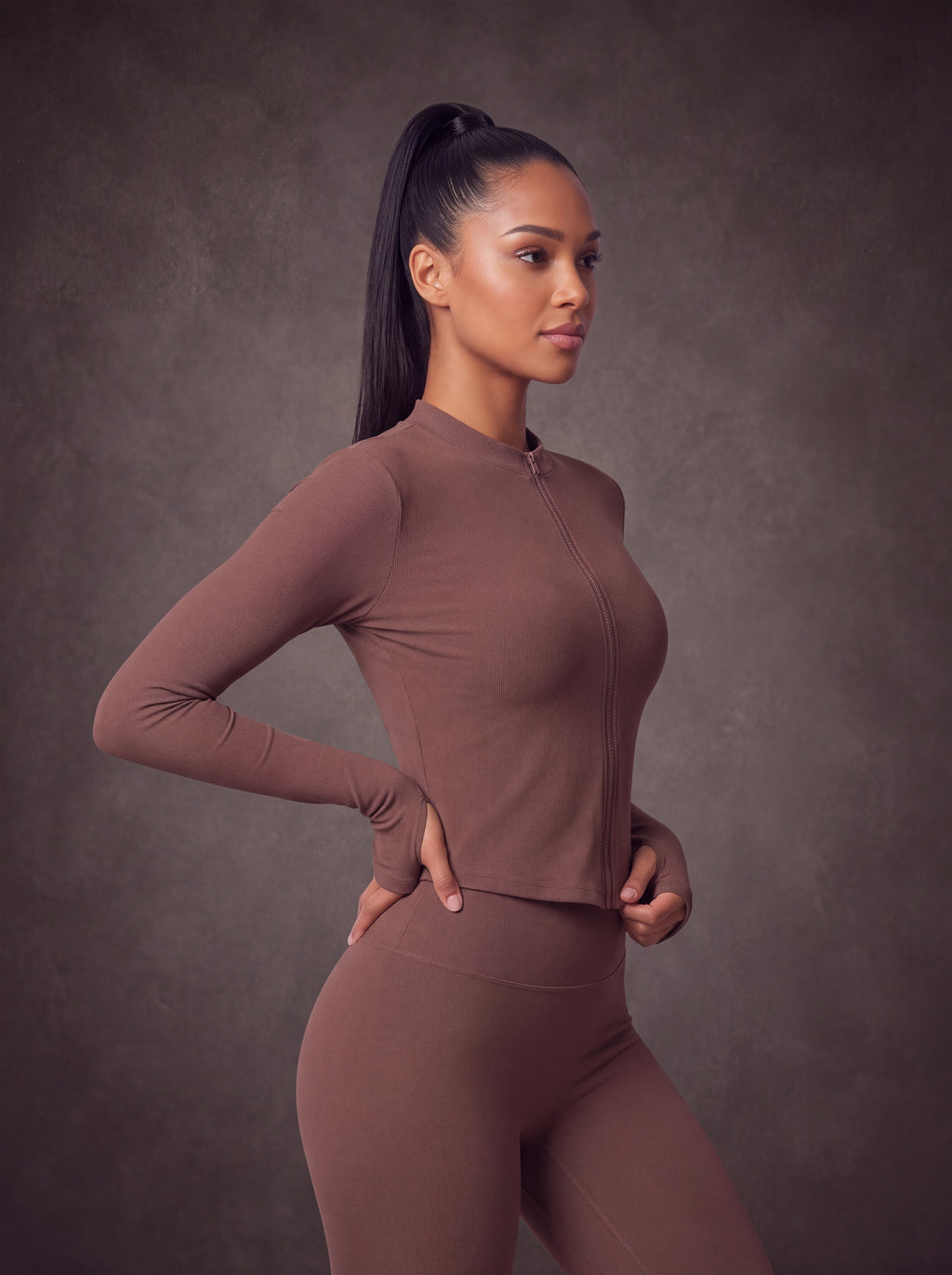 SEAMLESS LONG SLEEVE ZIP UP YOGA JACKET | Waluoo