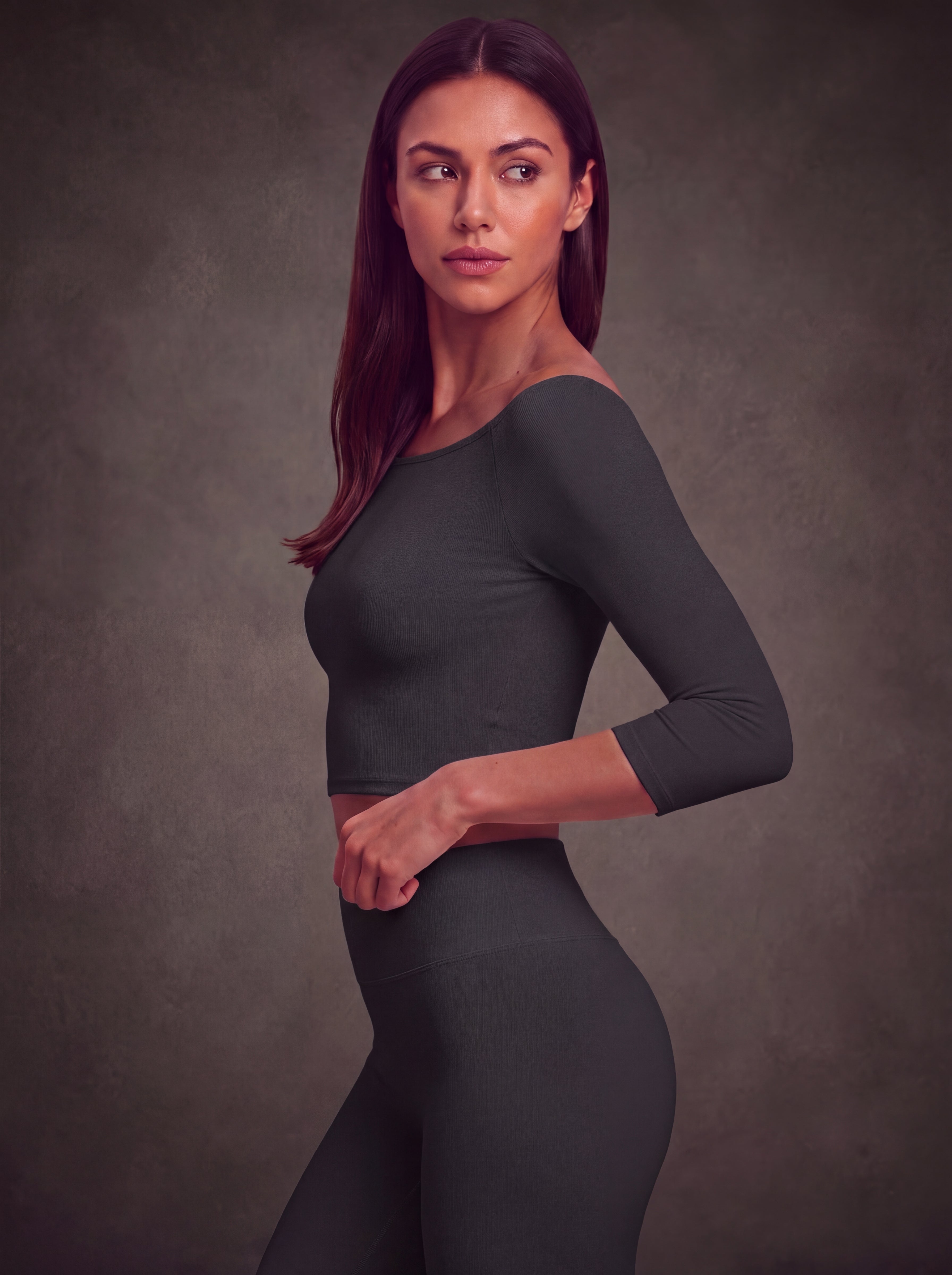 OFF-SHOULDER 3/4 SLEEVE CROPPED ATHLETIC TOP | Waluoo